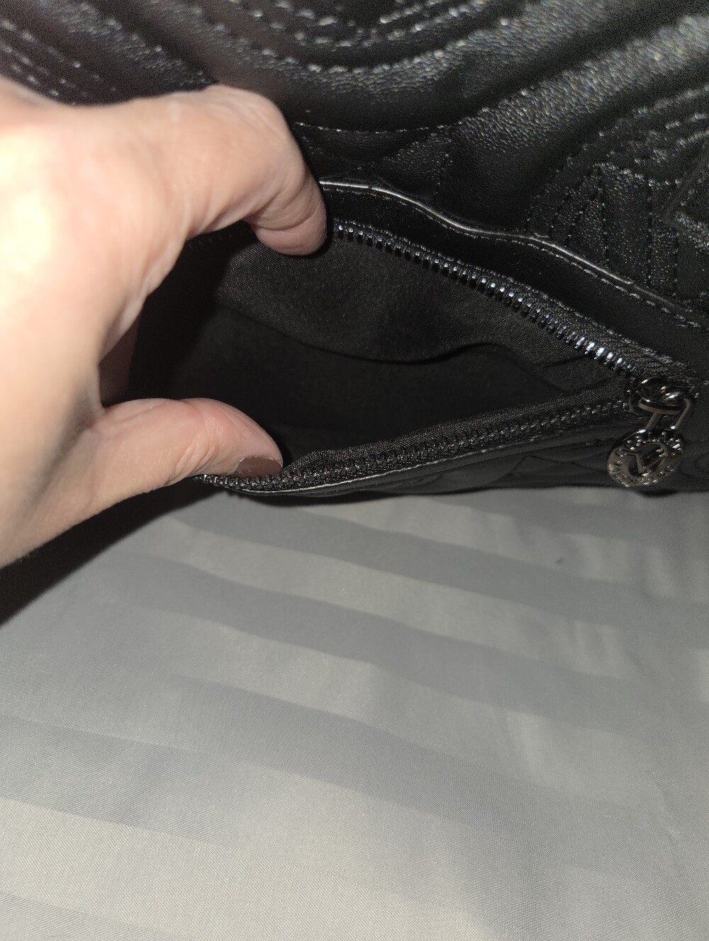 NWT - Valentino Orlandi Large Tote With Matching Pouch - Picture 12 of 16
